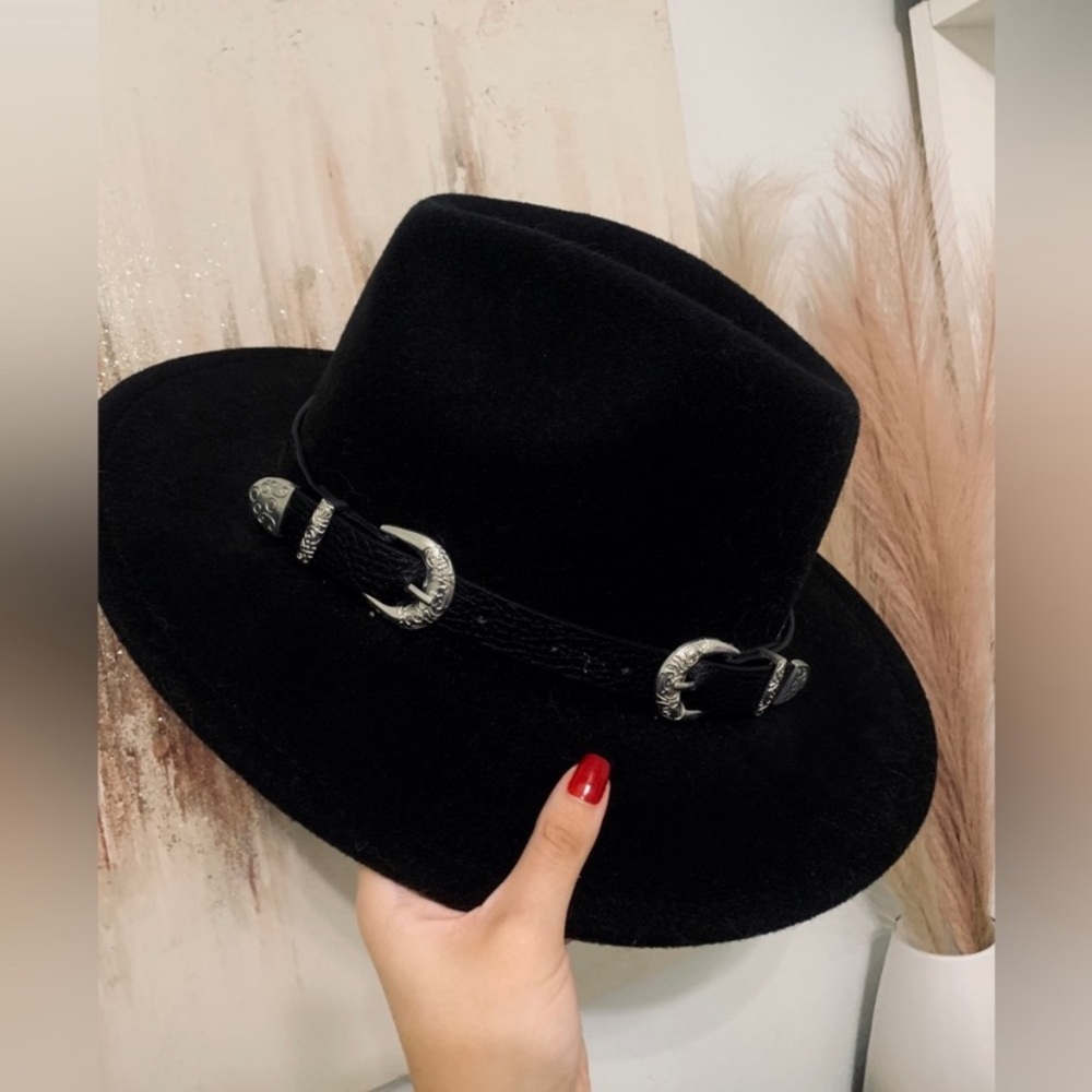 Country fedora hat!